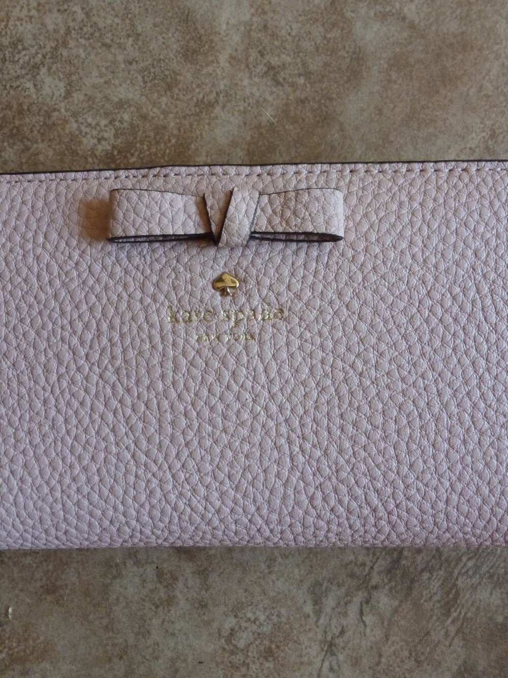 Kate Spade Perishing Street pink wallet